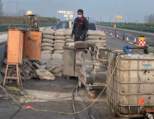 红河高速路病害处理